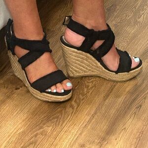 Steve Madden Black Wedge Sandals